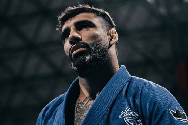 Səkkizqat dünya çempionunu gecə klubunda qətlə yetirdilər
