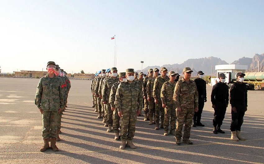 Azərbaycan hərbçiləri İrandadır