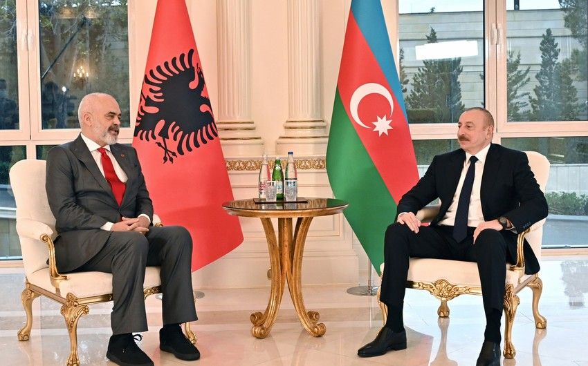 İlham Əliyevin Albaniyanın Baş naziri ilə təkbətək görüşü oldu -   YENİLƏNDİ - 2