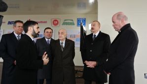 Prezident “Azəri-Mərkəzi-Şərqi” platformasının dayaq blokunun dənizə yola salınması mərasimində iştirak edib -     YENİLƏNDİ — foto 6