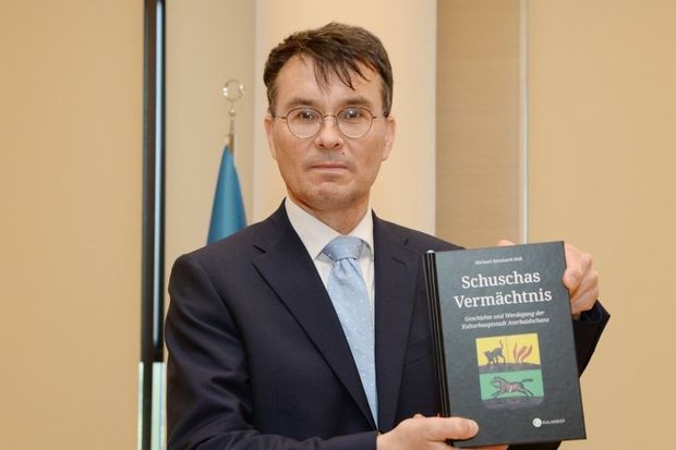 Alman alim “Spiegel” jurnalının Azərbaycan əleyhinə iddialarına cavab verdi