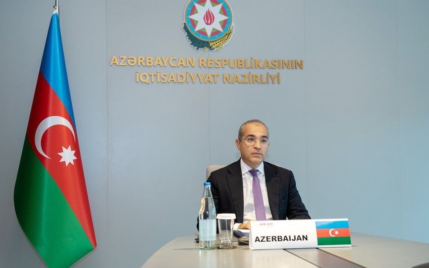 Mikayıl Cabbarov səsvermə hüququndan istifadə etdi