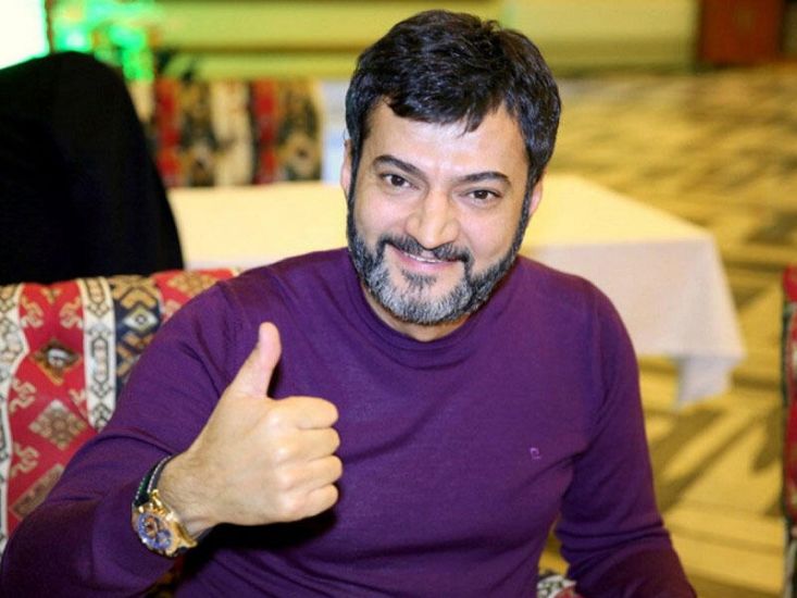 “Xanımımın telefonuna baxmağı özümə təhqir hesab edirəm”