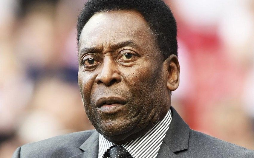 Pele vəfat etdi