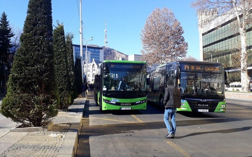 İctimai nəqliyyatda ödəniş sistemi dəyişdi