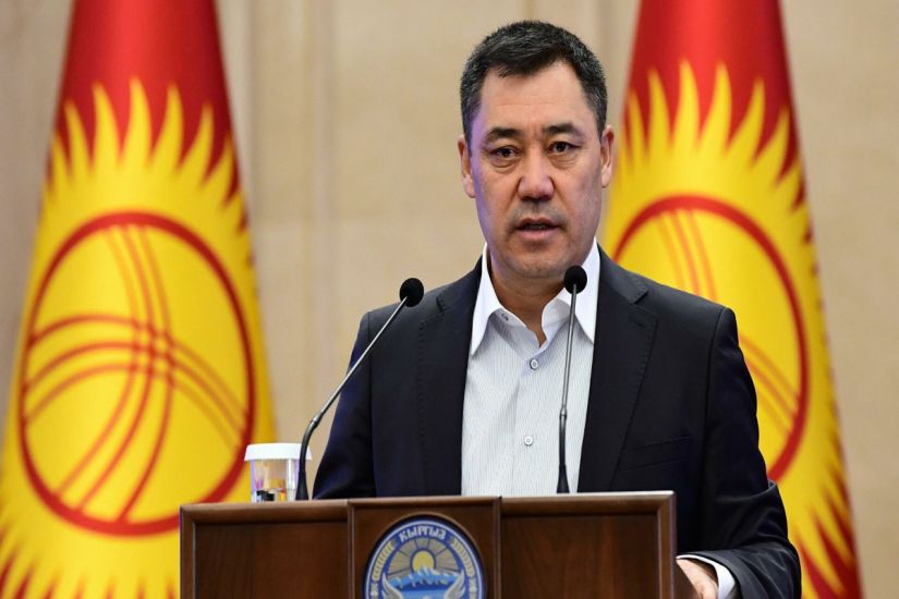 Qırğızıstan prezidenti və parlament Qazaxıstana hərbçi göndərməklə bağlı razılığa gələ bilmir