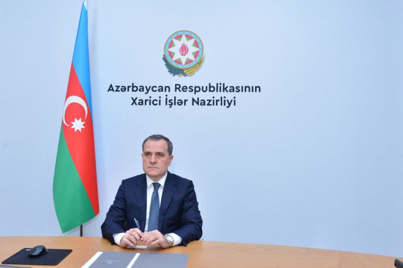 Ceyhun Bayramov Paşinyanın yeni sülh təkliflərinə münasibət bildirib: Bu formada müqavilə imzalanmır