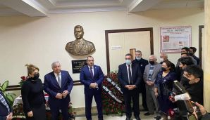 Şəhid Səid Rəşidzadənin barilyefinin açılışı oldu -   FOTOLAR — foto 2