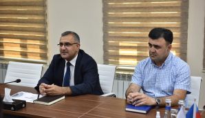 Medianın İnkişafı Agentliyində Mediasiya Şurasının İdarə Heyətinin sədri ilə görüş keçirildi — foto 1