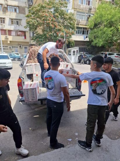 Adil Əliyev Qurban bayramı münasibətilə şəhid ailələri, qazilərə qurban payı verdi –       FOTO