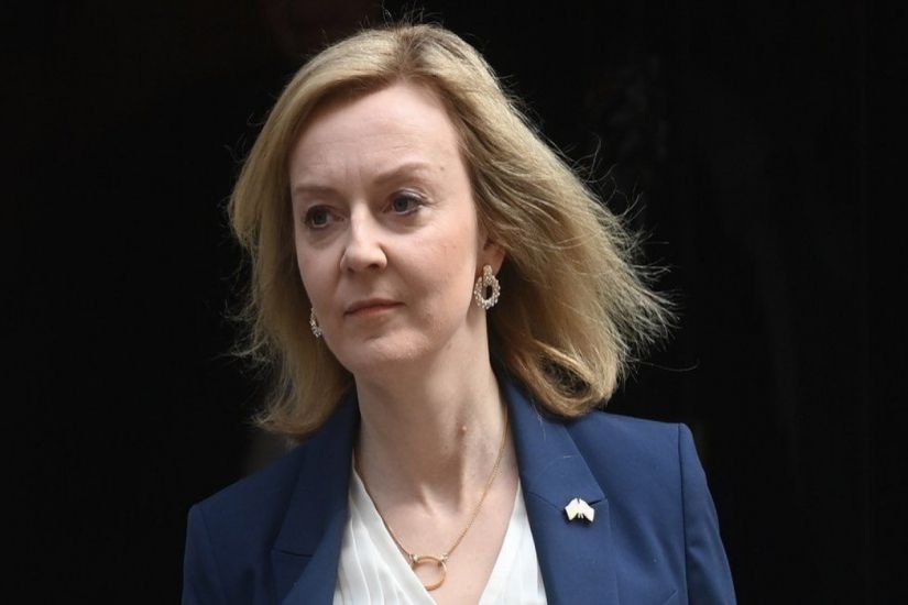 Britaniyanın XİN başçısı Baş nazir vəzifəsinə namizədliyini irəli sürdü