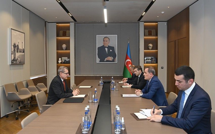 Ceyhun Bayramov Avstriyanın yeni səfiri ilə görüşdü