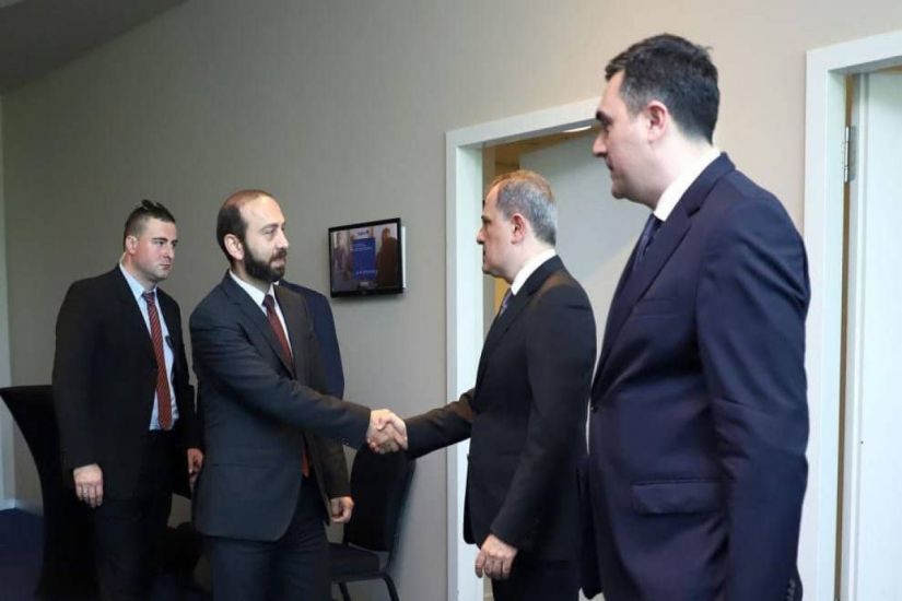Ceyhun Bayramov-Mirzoyan görüşündə erməni silahlı birləşmələrinin Azərbaycan ərazisindən çıxarılmasının zəruriliyi vurğulandı