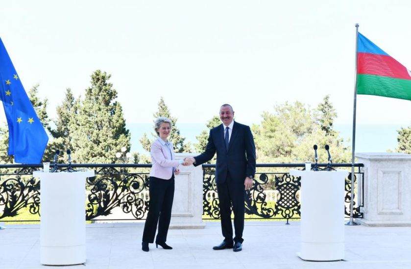 İlham Əliyev: "Ümidvarıq ki, Azərbaycan ilə Avropa İttifaqı arasında yeni sazişi gələn ay başa çatdıra bilərik"
