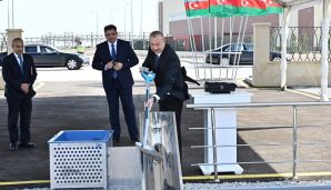 Dövlət başçısı Sumqayıt Kimya Sənaye Parkında açılış və təməlqoyma mərasimlərində iştirak edib -     YENİLƏNDİ — foto 12