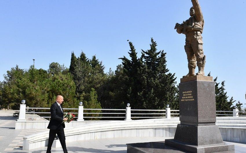 İlham Əliyev Sumqayıt Şəhidlər xiyabanında təmir və yenidənqurma işləri ilə tanış olub -     YENİLƏNDİ