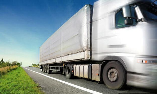 Bakıda yolu bağlayan TIR şirkətinin rəhbərindən xəbər var