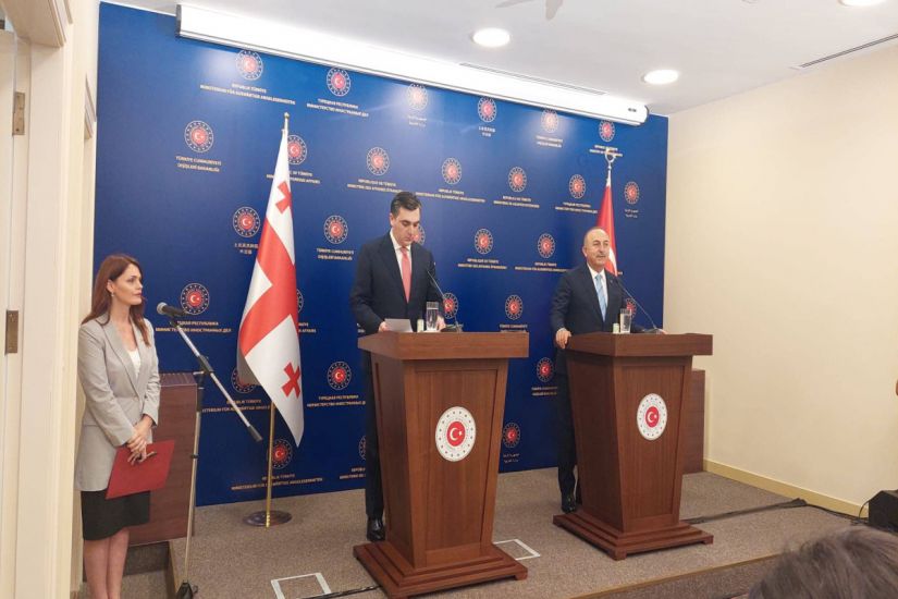 Çavuşoğlu: Ceyhun Bayramov Tbilisidə Mirzoyanla görüşdən məmnun qalıb