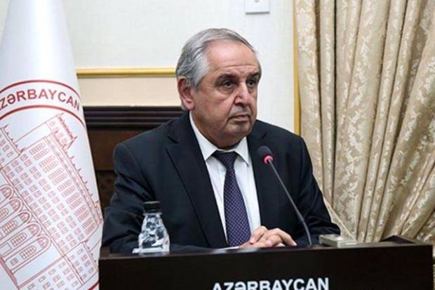 Arif Həşimov Ramiz Mehdiyevin yubileyinə qatılmasına belə cavab verdi: “Nə edə bilərəm?”