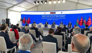Şuşada Bəyannamənin birinci ildönümünə həsr olunan beynəlxalq konfrans keçirildi -   YENİLƏNDİ — foto 2