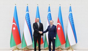 İlham Əliyevlə Şavkat Mirziyoyevin məhdud tərkibdə görüşü oldu -       FOTOLAR — foto 1