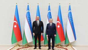 İlham Əliyevlə Şavkat Mirziyoyevin məhdud tərkibdə görüşü oldu -       FOTOLAR — foto 2