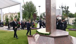 İlham Əliyev və Şavkat Mirziyoyev Daşkənddə Heydər Əliyev Meydanının açılışını ediblər -   YENİLƏNDİ 2 - FOTOLAR — foto 6