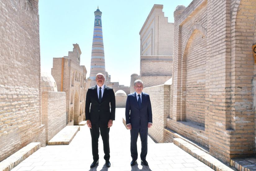 Prezident İlham Əliyev İçan-Qala Dövlət Tarixi Memarlıq Muzeyi ilə tanış olub -   YENİLƏNDİ