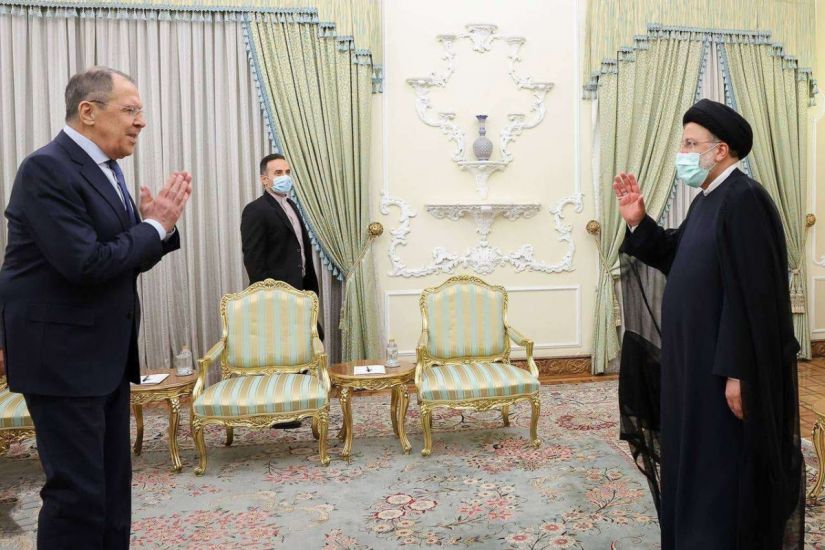 Lavrov İran prezidenti İbrahim Rəisi ilə görüşdü