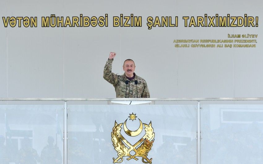 “Düşməni torpağımızdan qovduq, düşməni diz çökdürdük, onu məcbur etdik ki, ağ bayraq qaldırsın”
