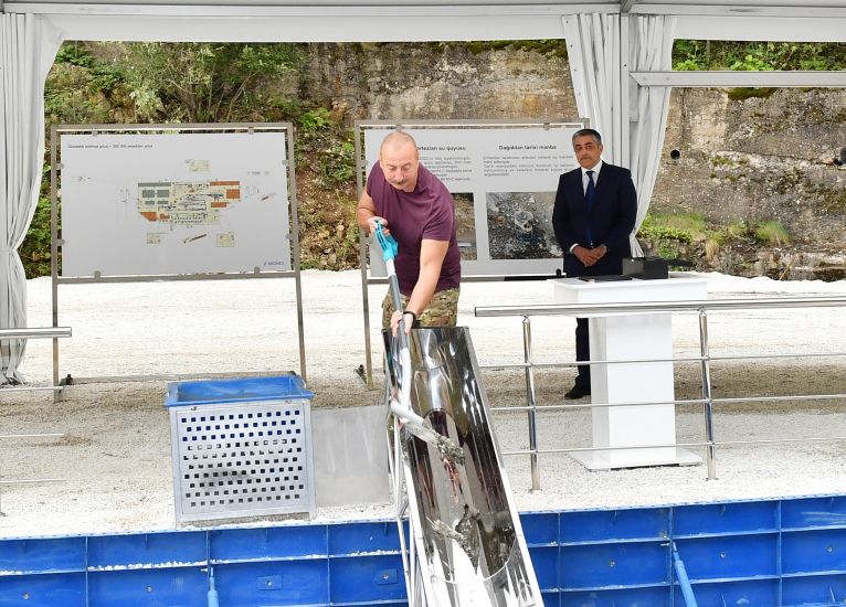 Kəlbəcərdə “İstisu” mineral su zavodunun təməli qoyulub