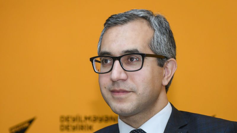 Kamran Əsədov: “Dövlət İmtahan Mərkəzi imtahanlardan böyük vəsait qazanır”
