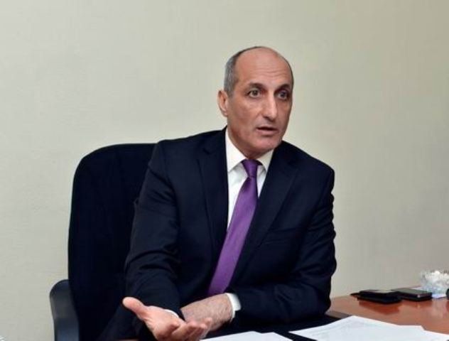 Fikrət Yusifov QHT rəhbərlərinə səsləndi:     “Kim istəyirsə, gəlsin, yerimi də, layihəmi də verirəm”