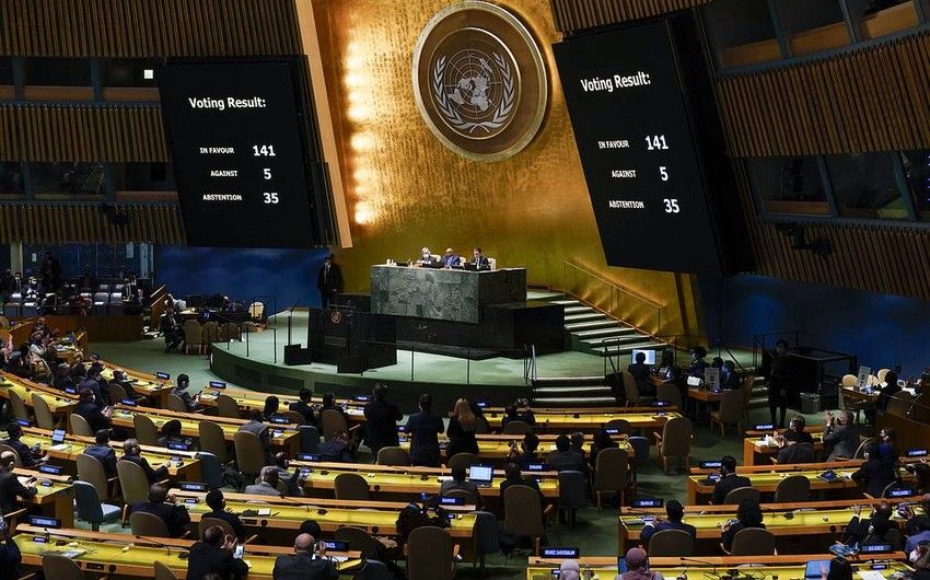 Müharibə başlayandan bəri Ukraynanı tərk edənlərin sayı açıqlandı