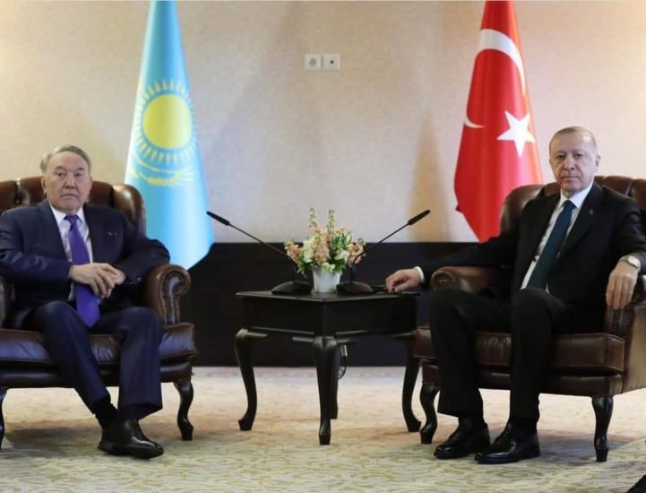 "Nazarbayevə qurulacaq Turan birliyi təşkilatında baş katib postu verilə bilər"