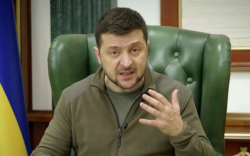 Zelenski: “Ukrayna bayrağı artıq Limandadır, bir həftədən sonra bütün Donbasda dalğalanacaq”
