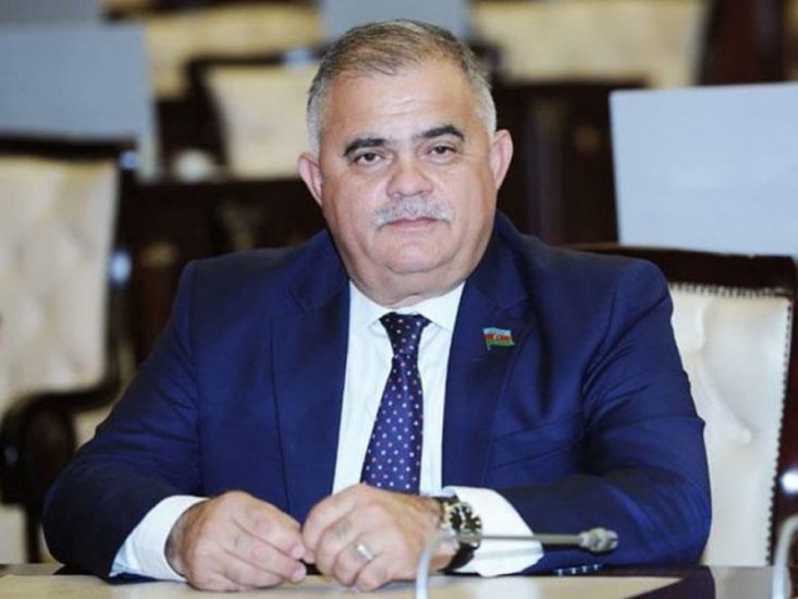 Deputat Aİ-95-in bahalaşması barədə:     “Azərbaycan buna görə məcburdur”