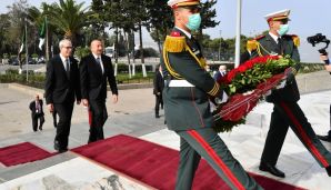 İlham Əliyevin Əlcəzairin paytaxtında Şəhidlər abidəsini və Milli Mücahidlər Muzeyini ziyarət etdi -             YENİLƏNDİ - 2 — foto 1