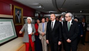 İlham Əliyevin Əlcəzairin paytaxtında Şəhidlər abidəsini və Milli Mücahidlər Muzeyini ziyarət etdi -             YENİLƏNDİ - 2 — foto 12