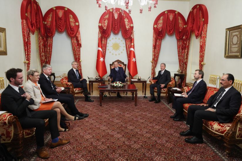 İstanbulda Ərdoğanla Stoltenberq arasındakı görüş başa çatdı