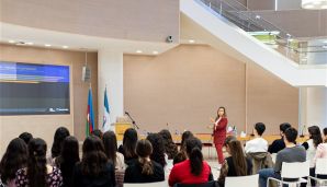 “Rəqəmsal media və kommunikasiya” mövzusunda “MEDİA talks” açıq seminarı keçirildi -       FOTO — foto 3