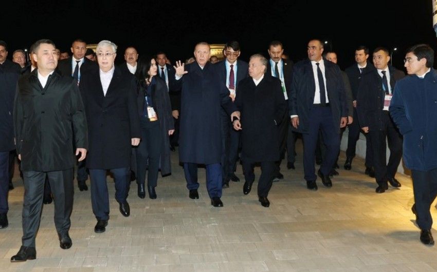 Azərbaycan Prezidenti Səmərqənddə qeyri-rəsmi şam yeməyində iştirak edib