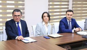 Ümumdünya Uşaq Hüquqları Gününə həsr edilmiş kampaniya çərçivəsində Medianın İnkişafı Agentliyində görüş keçirildi -       FOTO — foto 9