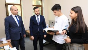 Ümumdünya Uşaq Hüquqları Gününə həsr edilmiş kampaniya çərçivəsində Medianın İnkişafı Agentliyində görüş keçirildi -       FOTO — foto 6