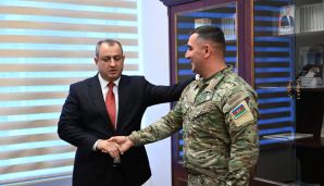 Adil Əliyev vətəndaşları qəbul etdi -       FOTO — foto 2