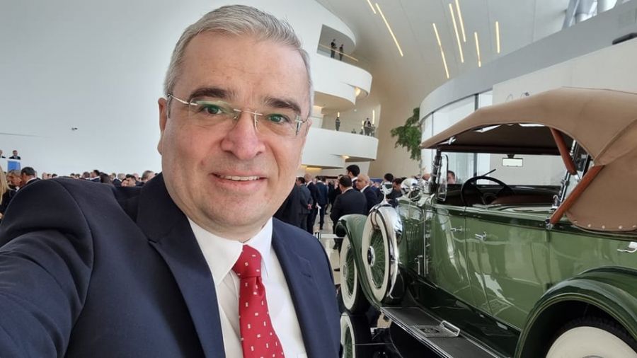 İlqar Məmmədov: “Siyasi sistemlə yanaşı efiri də canlandırırıq”
