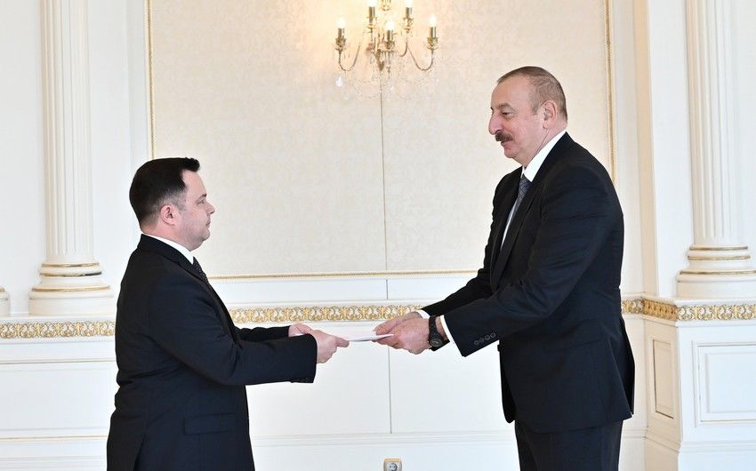 İlham Əliyev Moldovanın yeni səfirinin etimadnaməsini qəbul etdi -   YENİLƏNDİ