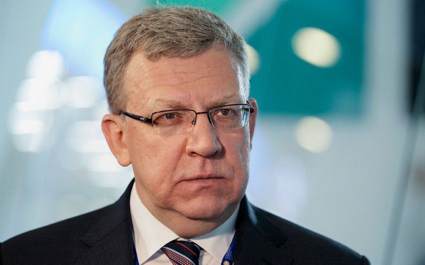 Putinin yaxın adamlarından biri istefa verdi