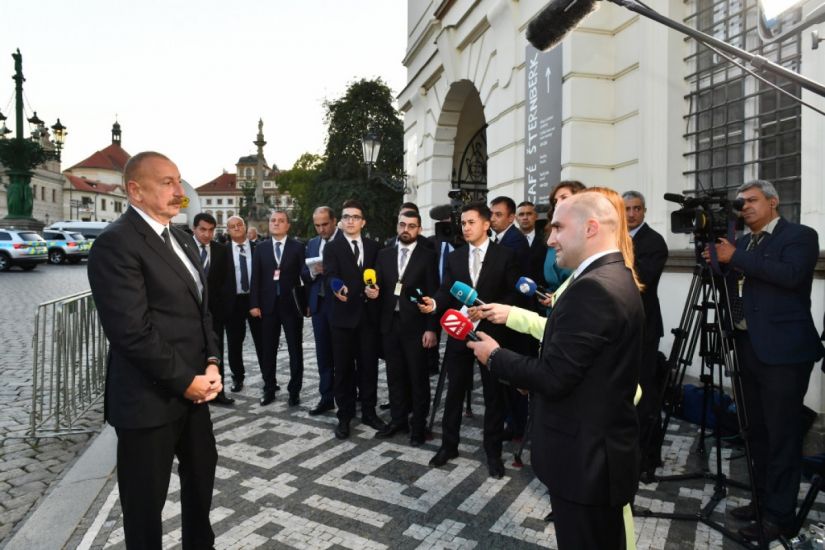 "Bizə qarşı erməni terroru davam edir, buna son qoyulmalıdır və minaların basdırılması yeganə cinayət deyil" -     Prezident