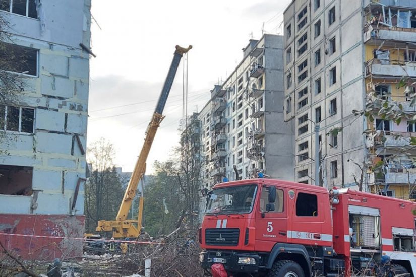 Zaporojye şəhərinə 10 raket zərbəsi endirildi, 17 nəfər ölüb, onlarla yaralı var